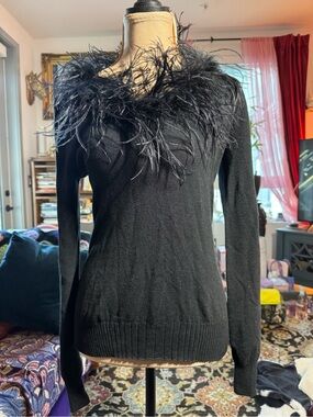 Black Feather-Trim Long-Sleeve Sweater Top
